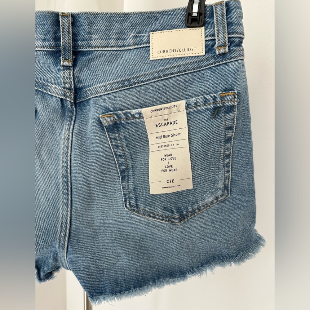 NWT Current/Elliott The Escapade Mid Rise Jean Short | Size: 27 - Picture 5 of 8
